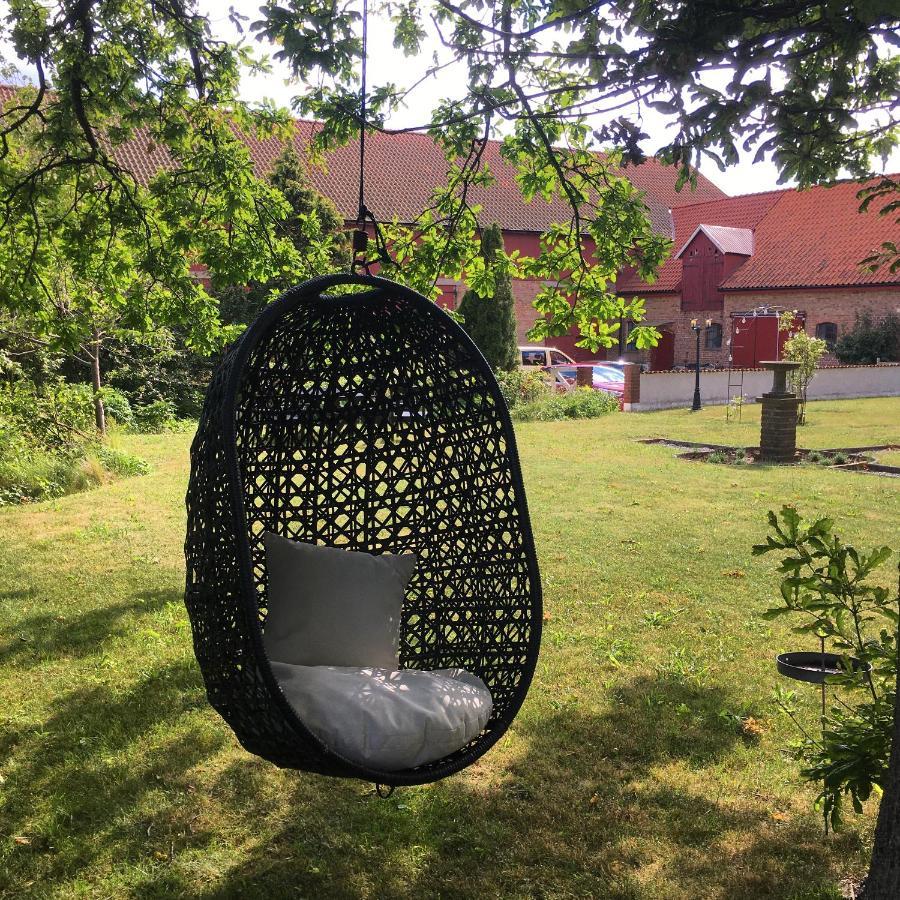 Villa Sandby B&B Borrby Esterno foto